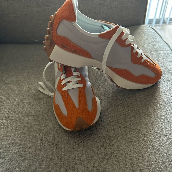 New Balance FIGS - Picture 4 of 5